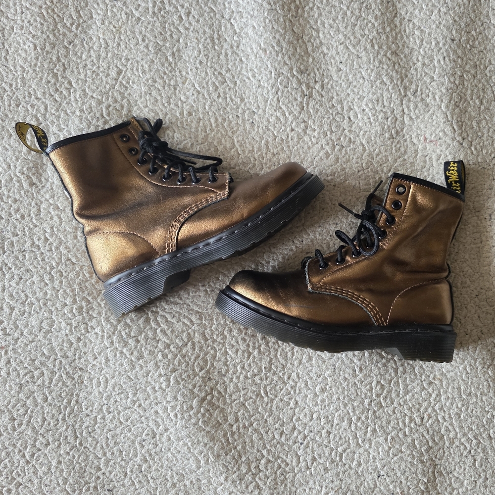 Dr. Martens | 1460 Pascal metallic bronze Nappa leather boots | Size 5 | Guc.
